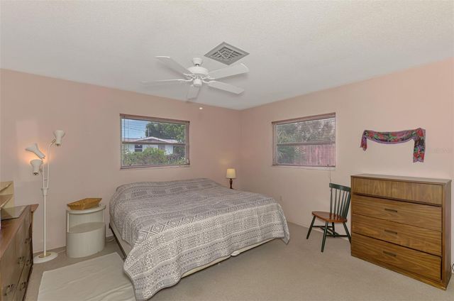 581 CROCUS ROAD, Venice, FL 34293