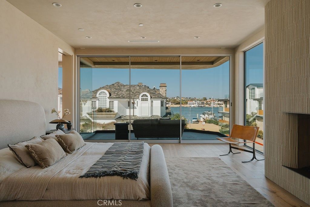 1201 W Bay Avenue, Newport Beach, CA 92661 — photo 4