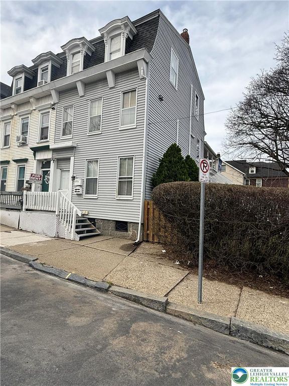 135 S 12th 1, Easton, PA 18042