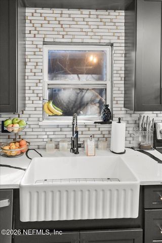 1917 BLAIR Road, Jacksonville, FL 32221