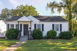 300 Maney DR, Newport News, VA 23605