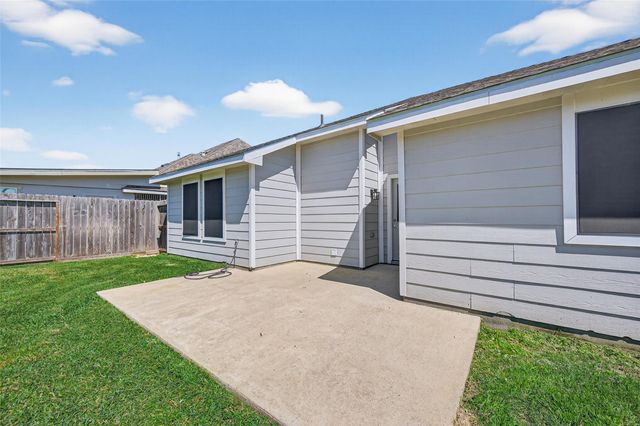 22419 Bridgestone Ridge Drive, Spring, TX 77388