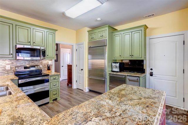 539 Gatsby Place NW, Concord, NC 28027