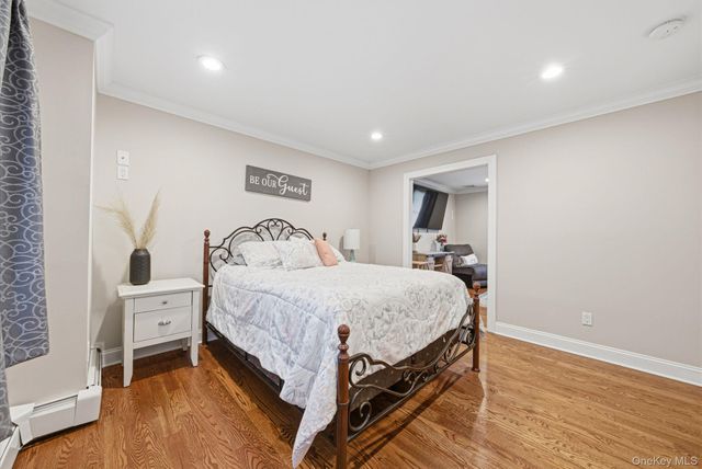 14 Jackson Place, Massapequa, NY 11758