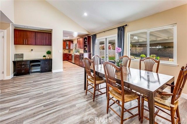 8380 Kentland, West Hills (los Angeles), CA 91304