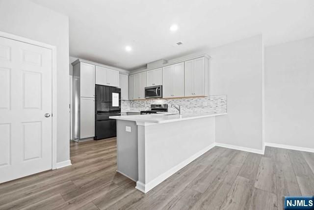 2 Arnold Drive 5301, Wood Ridge, NJ 07075
