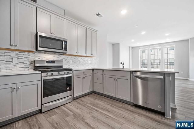 2 Arnold Drive 5301, Wood Ridge, NJ 07075
