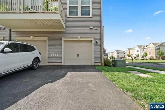 2 Arnold Drive 5301, Wood Ridge, NJ 07075