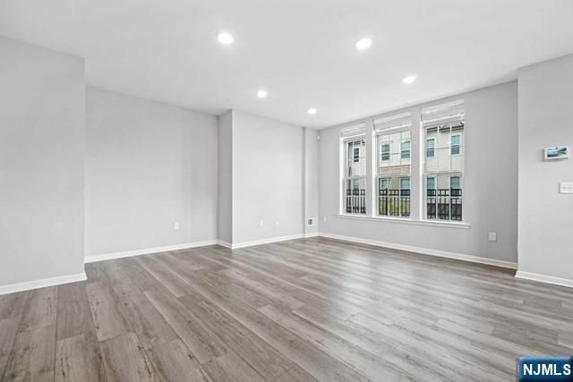 2 Arnold Drive 5301, Wood Ridge, NJ 07075