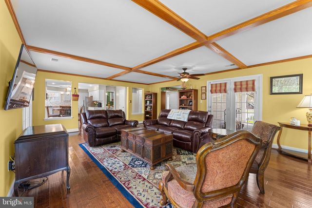 3035 WILDFLOWER DR, La Plata, MD 20646