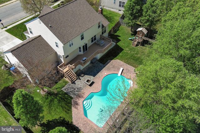 3035 WILDFLOWER DR, La Plata, MD 20646