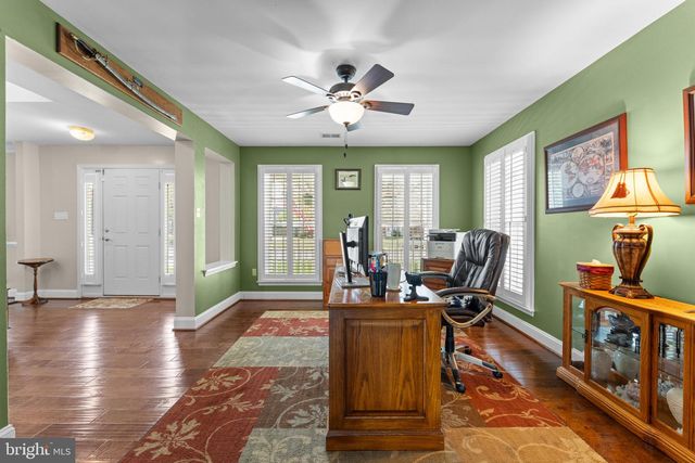 3035 WILDFLOWER DR, La Plata, MD 20646