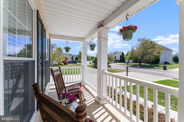 3035 WILDFLOWER DR, La Plata, MD 20646