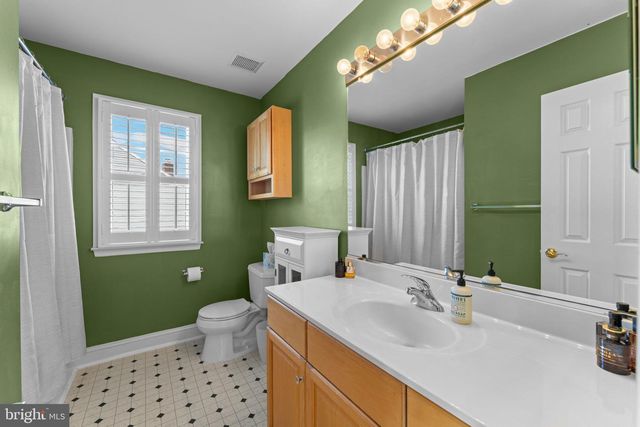 3035 WILDFLOWER DR, La Plata, MD 20646