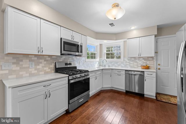 3035 WILDFLOWER DR, La Plata, MD 20646