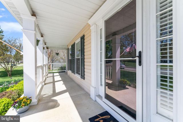 3035 WILDFLOWER DR, La Plata, MD 20646