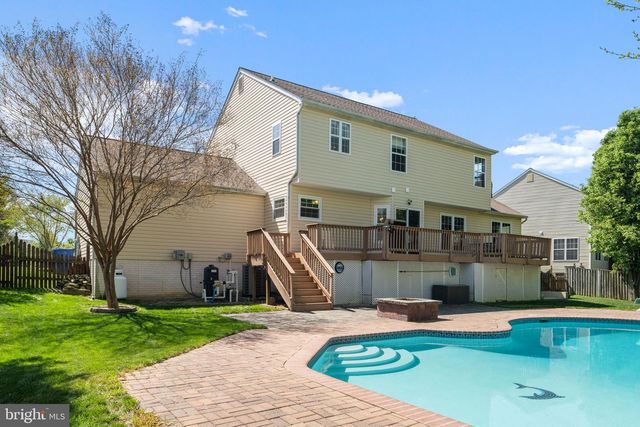 3035 WILDFLOWER DR, La Plata, MD 20646