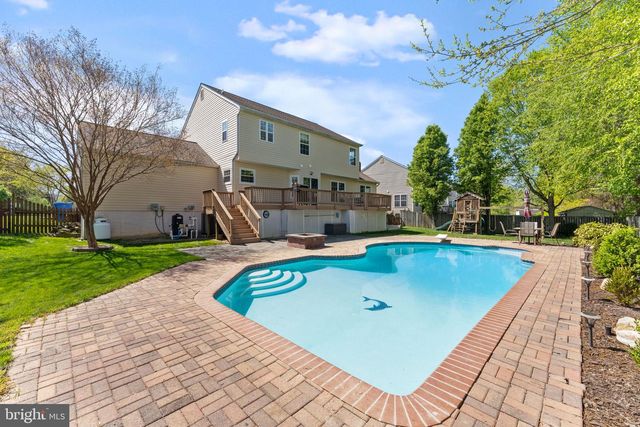3035 WILDFLOWER DR, La Plata, MD 20646