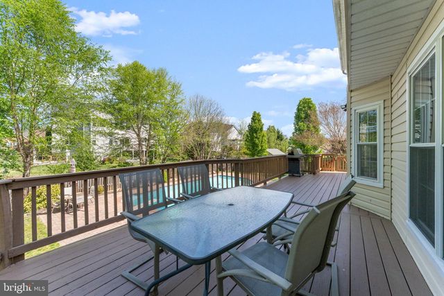 3035 WILDFLOWER DR, La Plata, MD 20646
