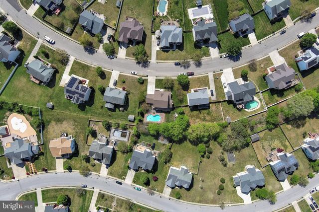 3035 WILDFLOWER DR, La Plata, MD 20646