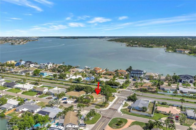 7901 CAUSEWAY BOULEVARD S, St Petersburg, FL 33707