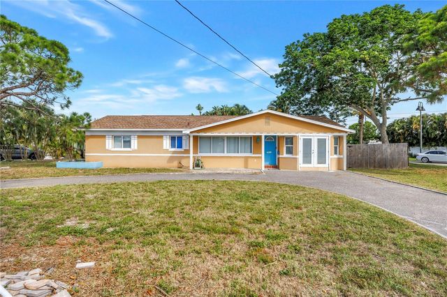 7901 CAUSEWAY BOULEVARD S, St Petersburg, FL 33707