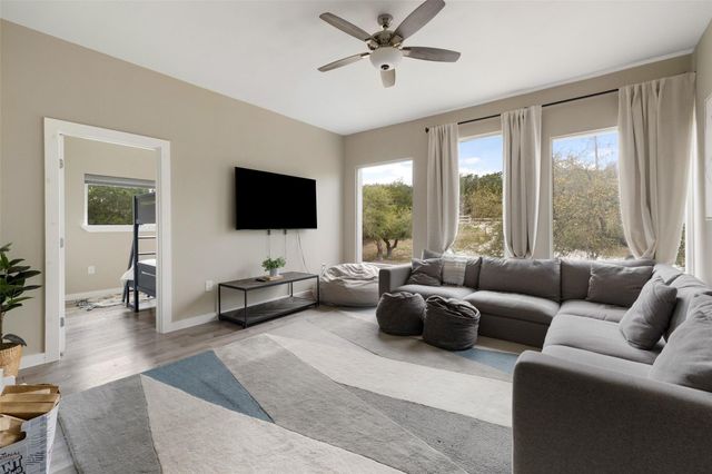 900 Deer Creek CIR, Dripping Springs, TX 78620