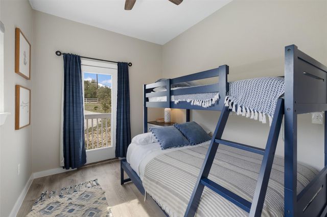 900 Deer Creek CIR, Dripping Springs, TX 78620