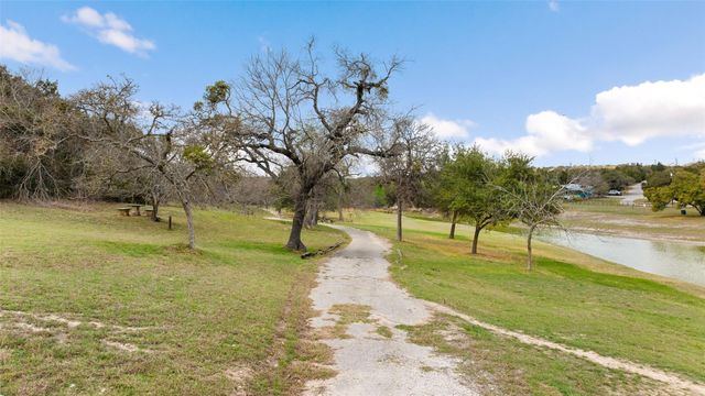 900 Deer Creek CIR, Dripping Springs, TX 78620