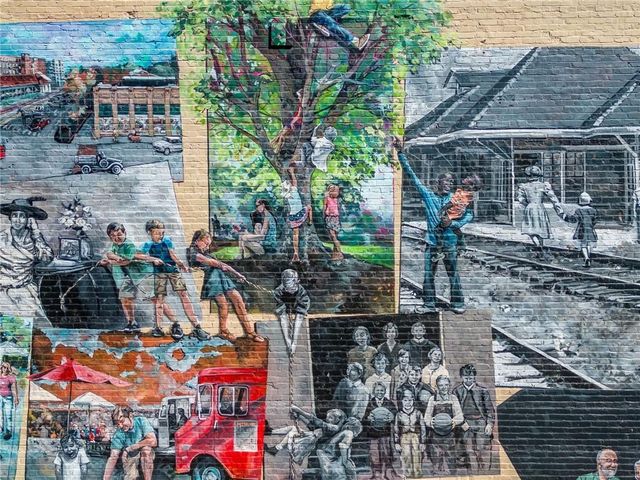 2000 Spicers Lane, Woodstock, GA 30189