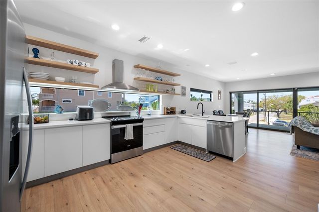 2200 BAY BOULEVARD A, Indian Rocks Beach, FL 33785