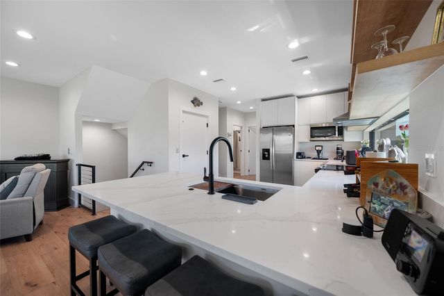 2200 BAY BOULEVARD A, Indian Rocks Beach, FL 33785