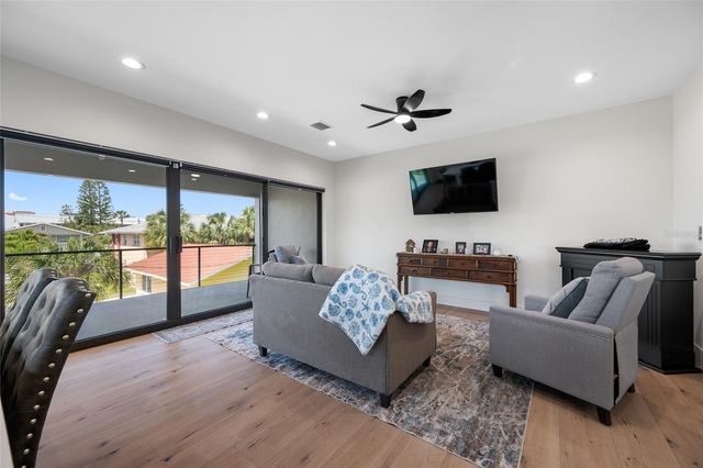 2200 BAY BOULEVARD A, Indian Rocks Beach, FL 33785