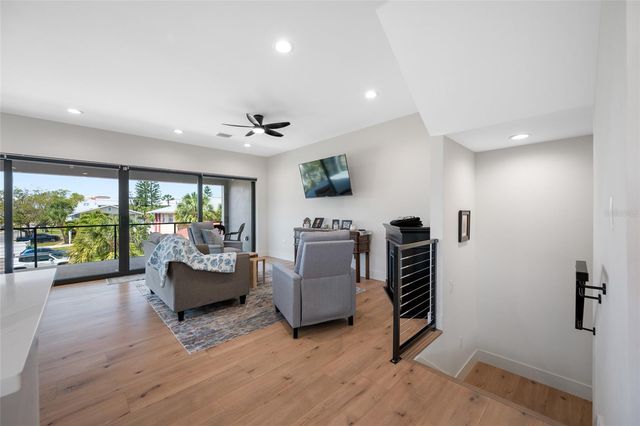 2200 BAY BOULEVARD A, Indian Rocks Beach, FL 33785