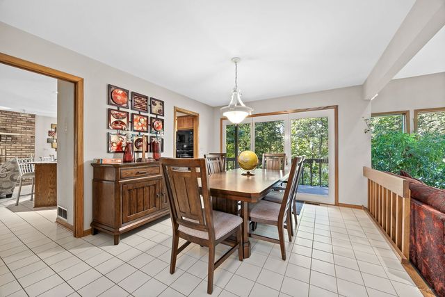 20 Geneva Court, Crete, IL 60417