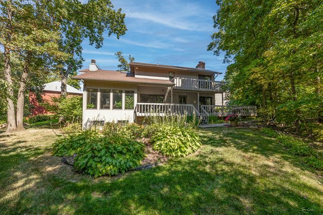 20 Geneva Court, Crete, IL 60417