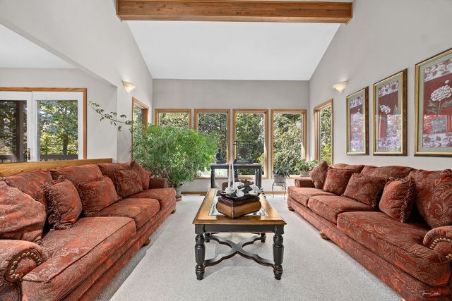 20 Geneva Court, Crete, IL 60417