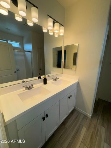 1060 W CANYONLANDS Court, San Tan Valley, AZ 85140