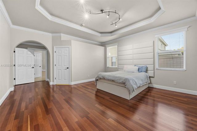 14832 Indigo Lakes Circle, Naples, FL 34119
