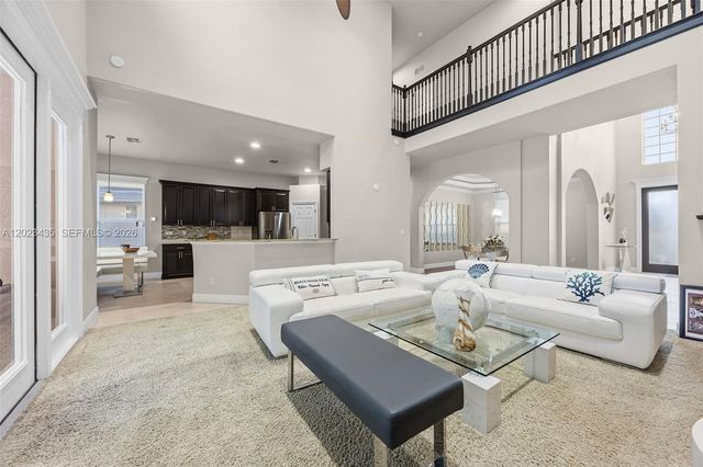 14832 Indigo Lakes Circle, Naples, FL 34119