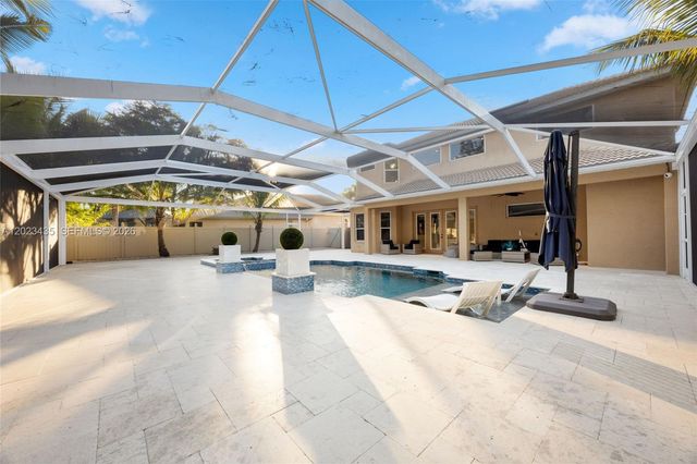 14832 Indigo Lakes Circle, Naples, FL 34119