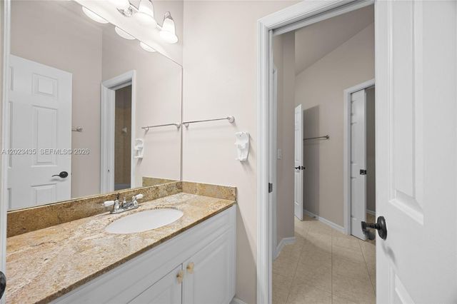 14832 Indigo Lakes Circle, Naples, FL 34119