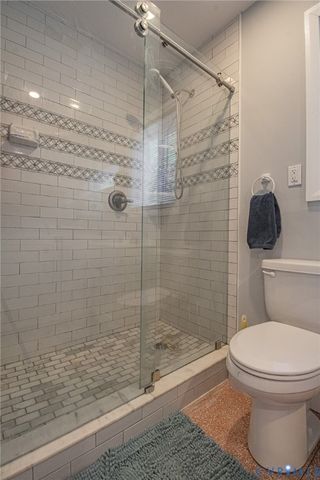 810 Mansion Dr, Hopewell, VA 23860