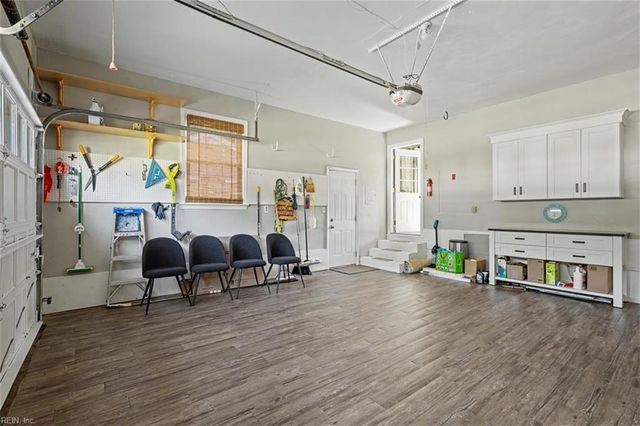4013 Belvedere DR, Chesapeake, VA 23321