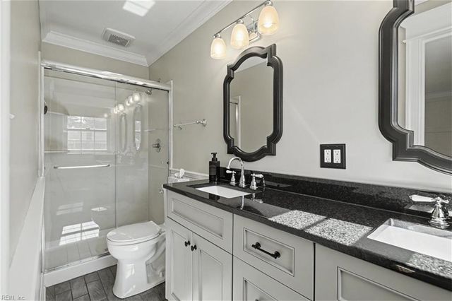 4013 Belvedere DR, Chesapeake, VA 23321