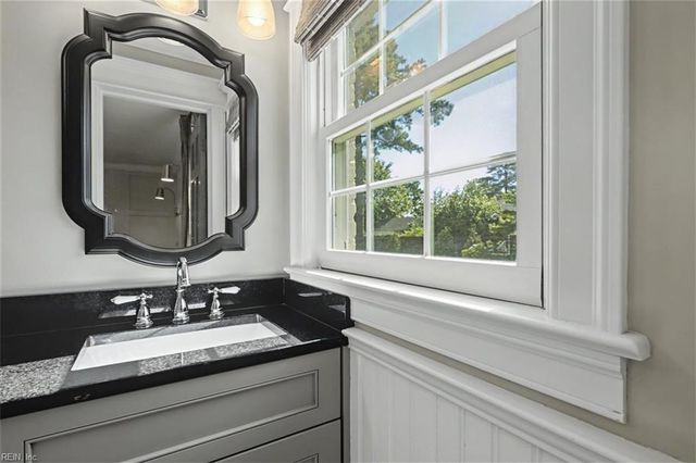 4013 Belvedere DR, Chesapeake, VA 23321