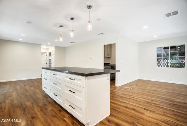 23777 Mulholland Highway 115, Calabasas, CA 91302