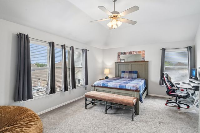 2928 Newport Drive, Rockwall, TX 75032