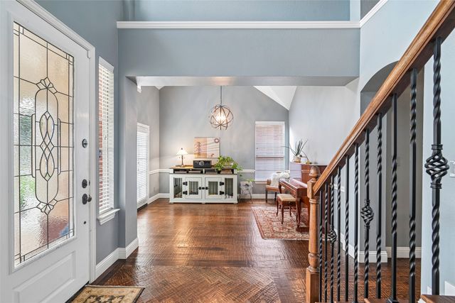 2928 Newport Drive, Rockwall, TX 75032