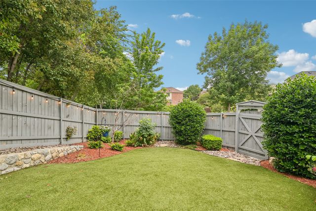 2928 Newport Drive, Rockwall, TX 75032